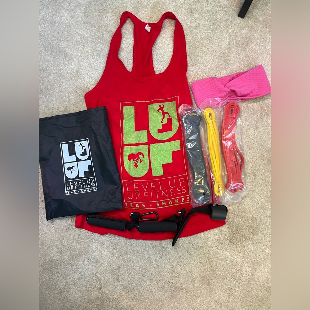NWOT Level Up Ur Fitness Tea  And Shakes Bundle, Complete Set, With Rubber Bands
